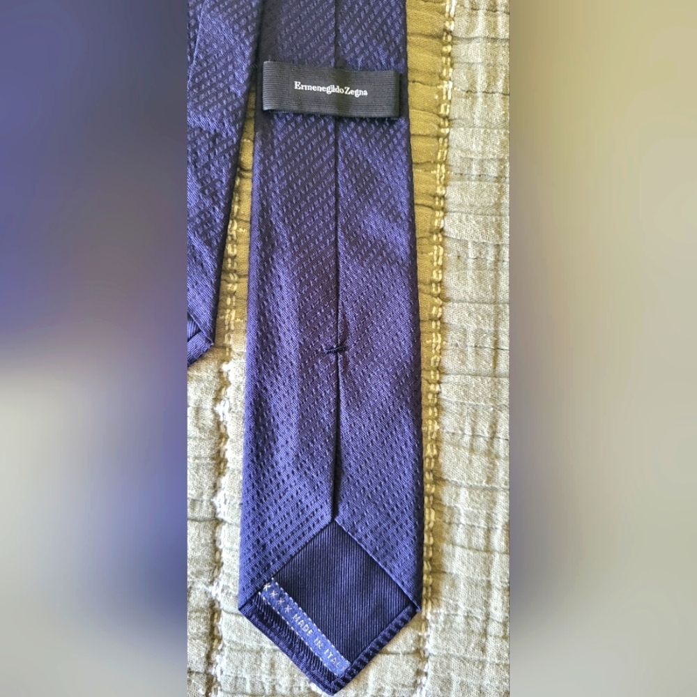 Ermenegildo Zegna Subtlely Striped/Textured Indigo Colored Tie